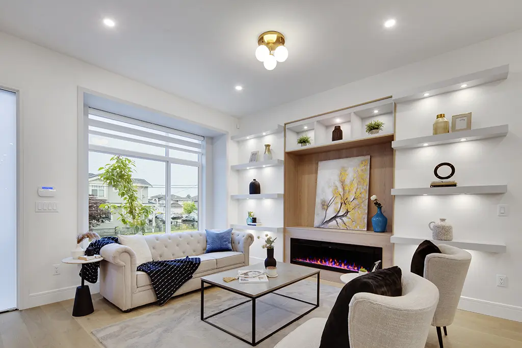 Residence I bright living room