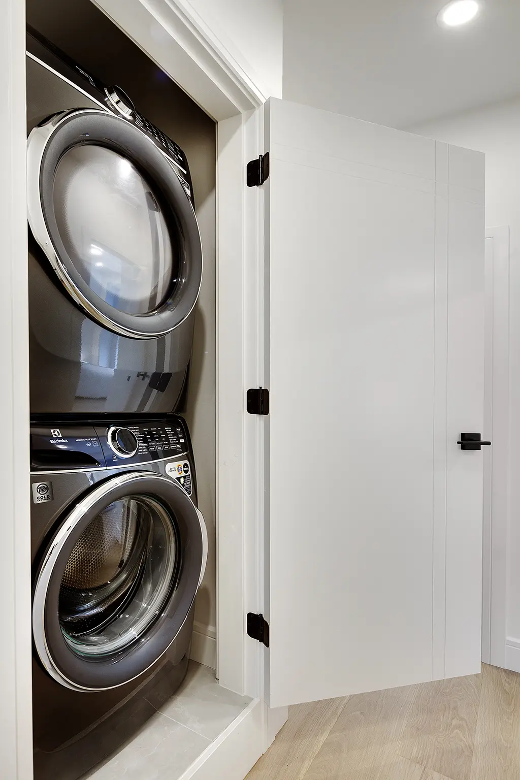 Residence I laundry area