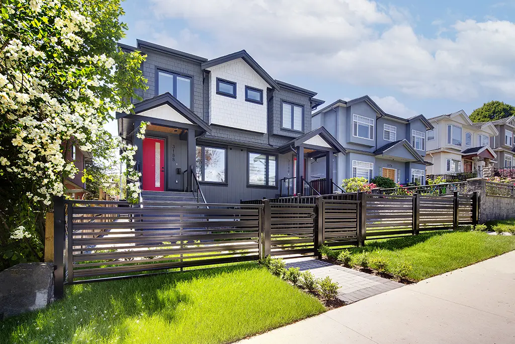Residence III angled front exterior