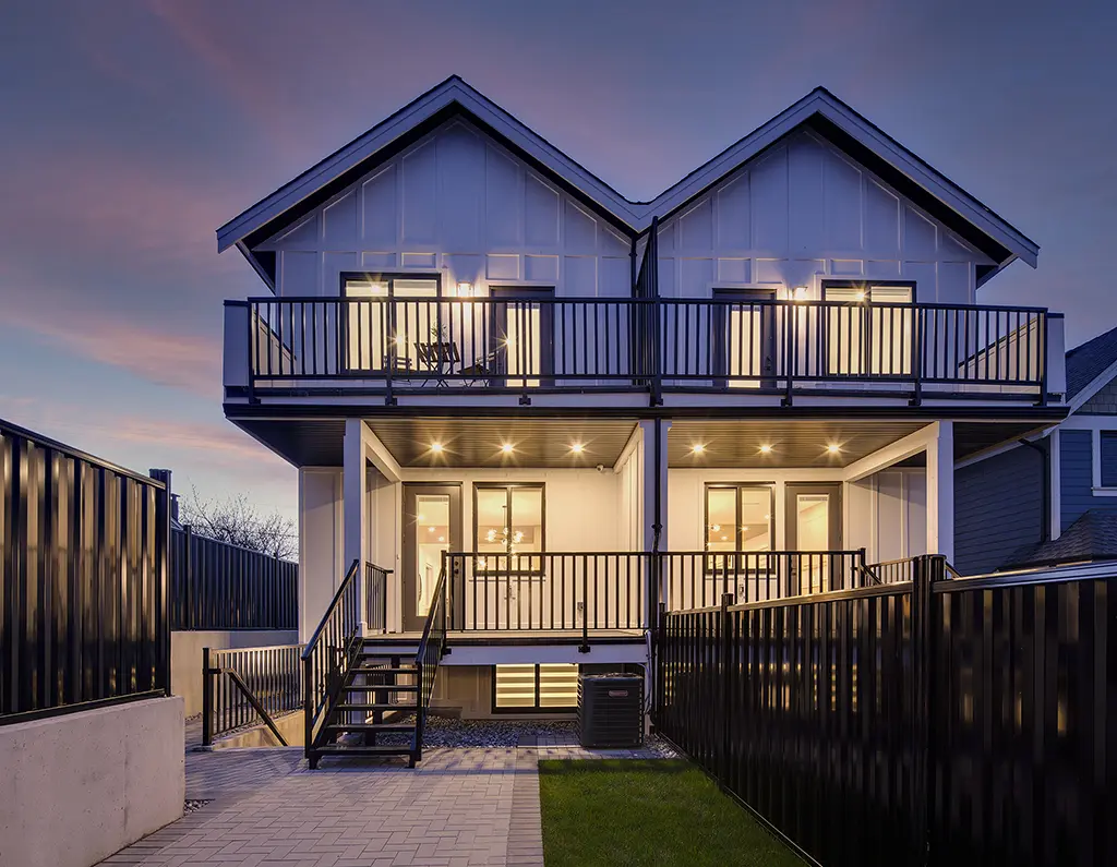 Residence II illuminated rear terrace